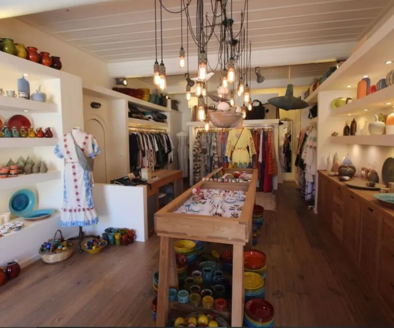 Svoura Concept Store