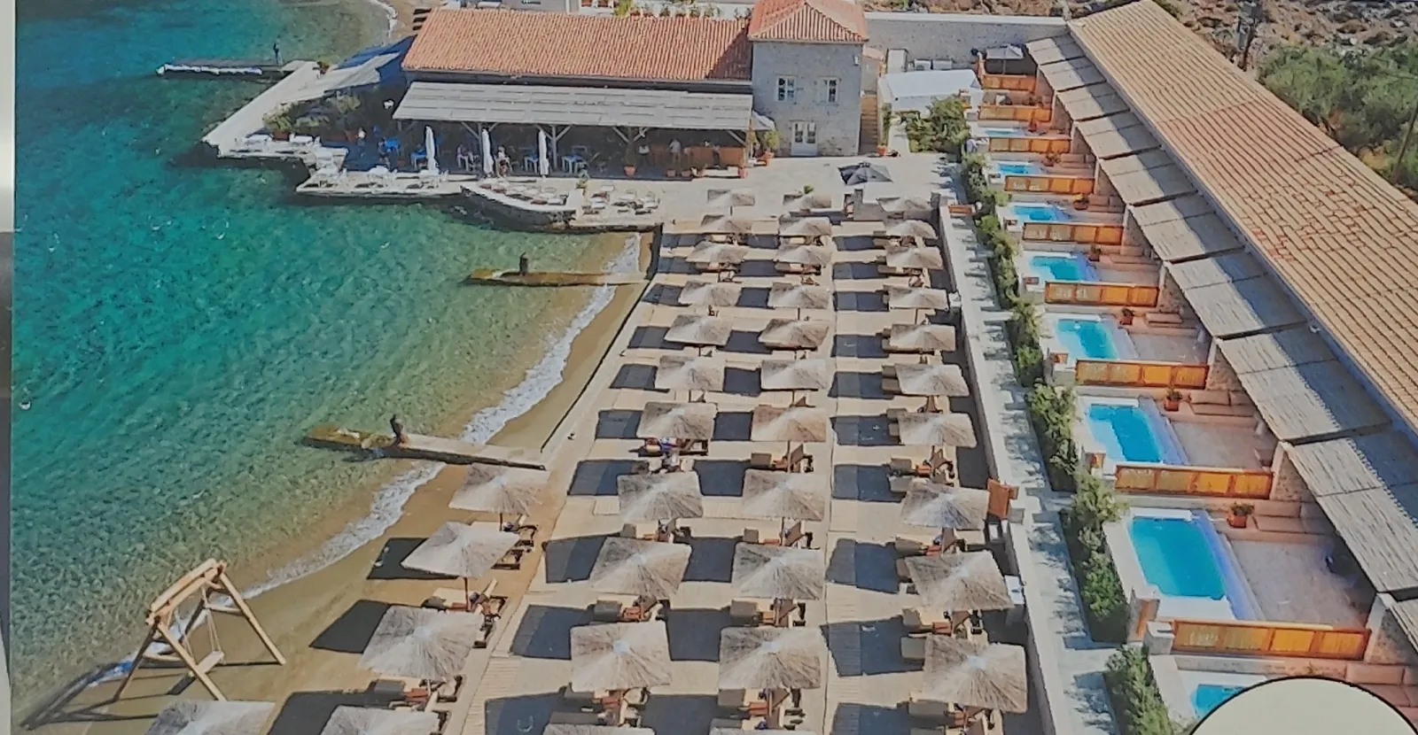 Mandraki Beach Resort